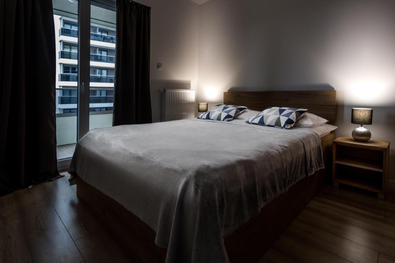 Resinest Apartamenty Jurowiecka J17 Бялисток Екстериор снимка