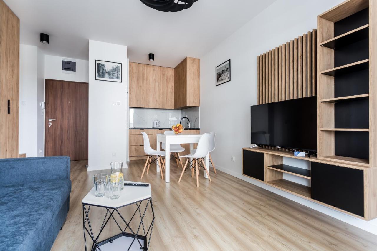 Resinest Apartamenty Jurowiecka J17 Бялисток Екстериор снимка