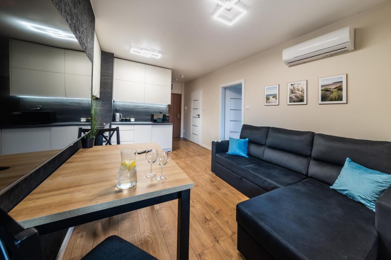 Resinest Apartamenty Jurowiecka J17 Бялисток Екстериор снимка