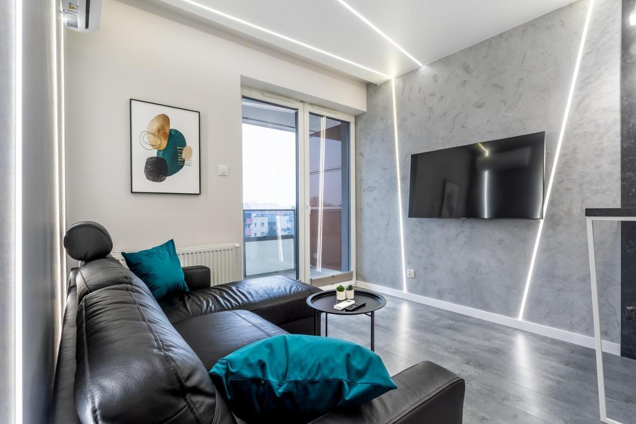 Resinest Apartamenty Jurowiecka J17 Бялисток Екстериор снимка
